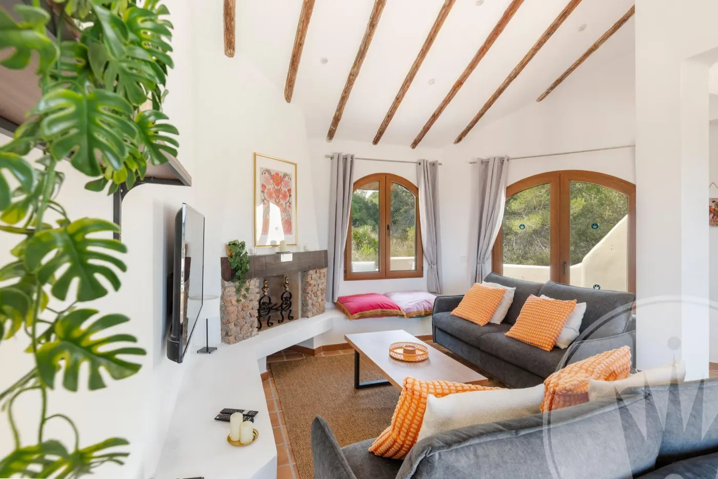 Los Altos 489 · property photograph 2