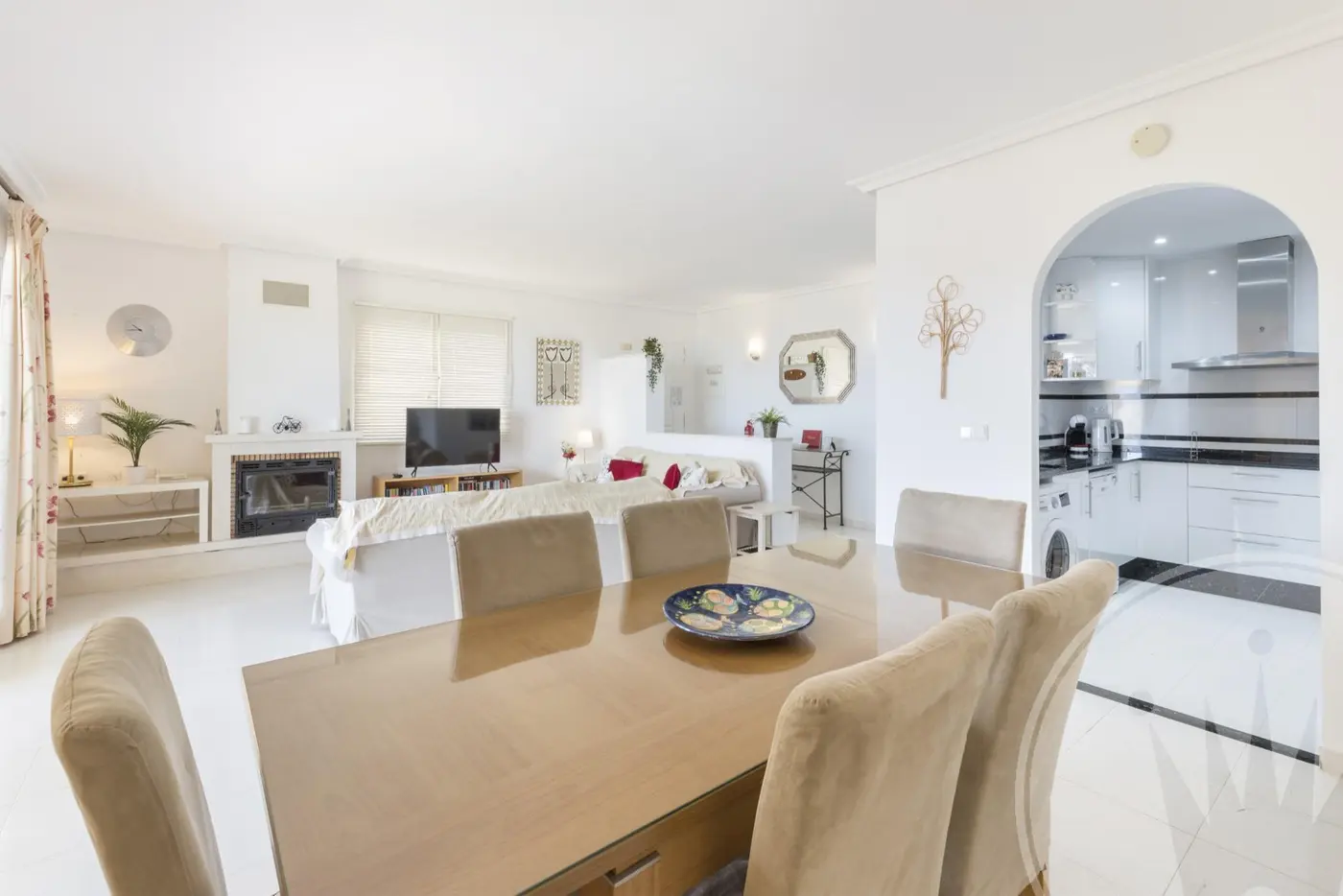 Los Olivos 68 · property photograph 1
