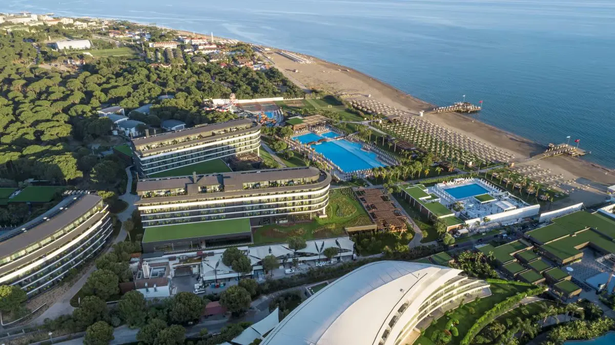 Voyage Belek Golf & Spa · Resort and coastline