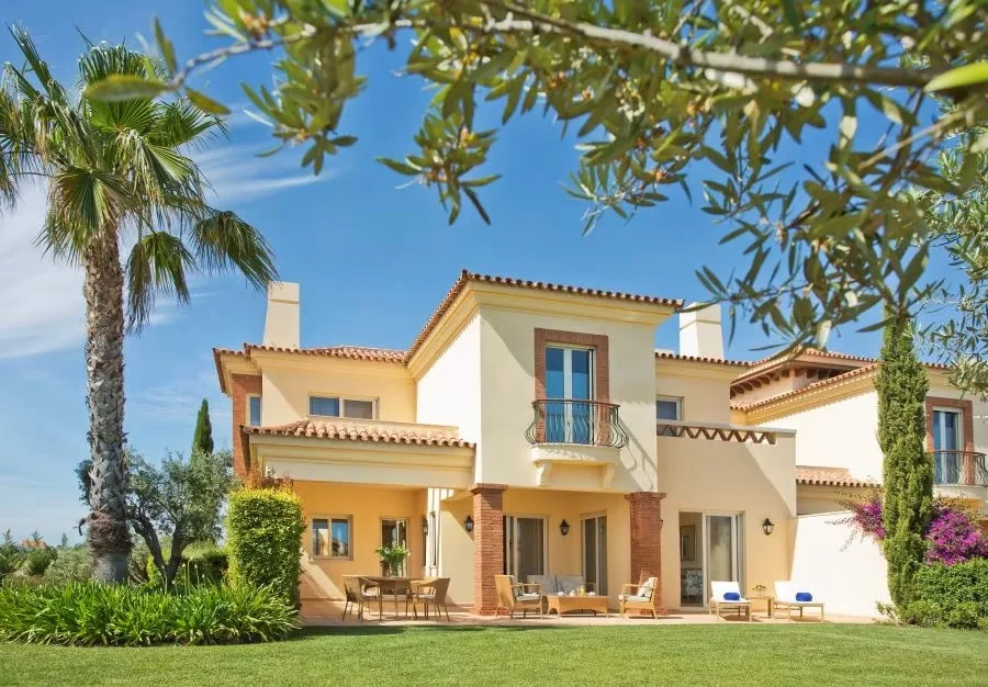 Monte Rei linked villa with a garden and covered outdoor terrace