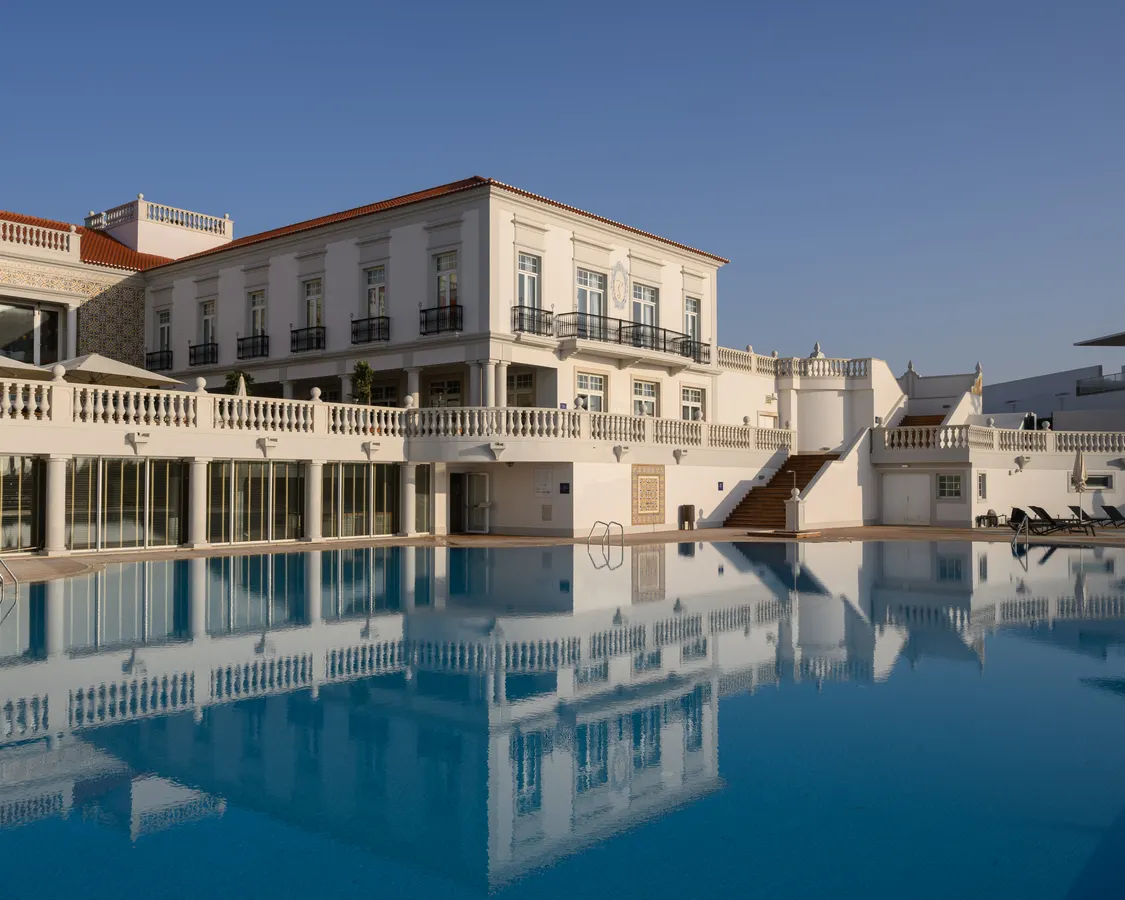 Praia D’El Rey · Marriott outdoor pool